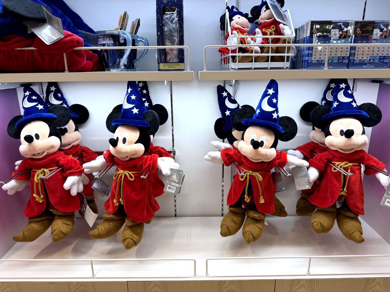 ディズニーストア 現代百貨店板橋店｜盆唐(京畿道)のショッピング店