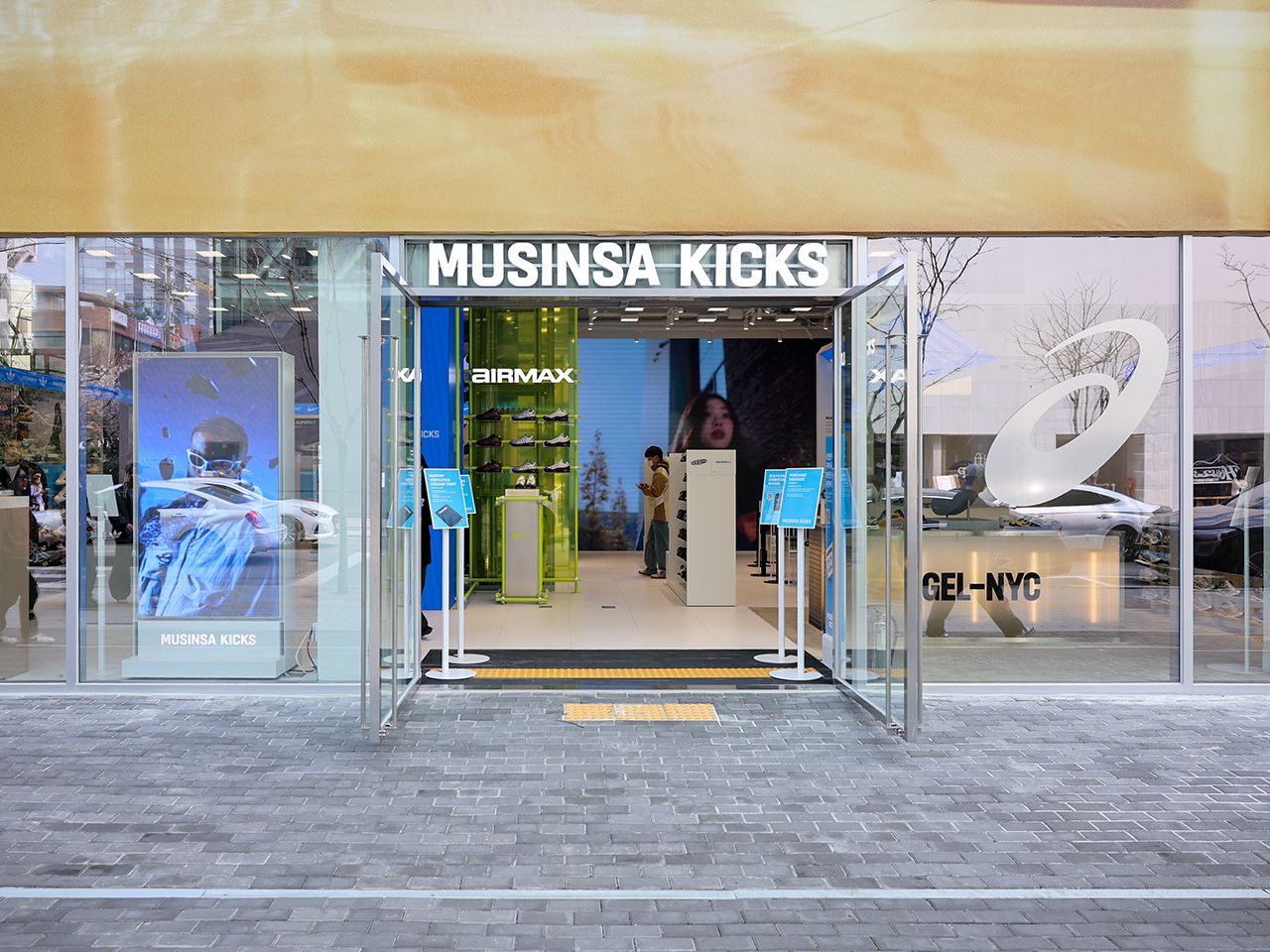MUSINSA KICKS 聖水｜聖水洞・ソウルの森(ソウル)のショッピング店
