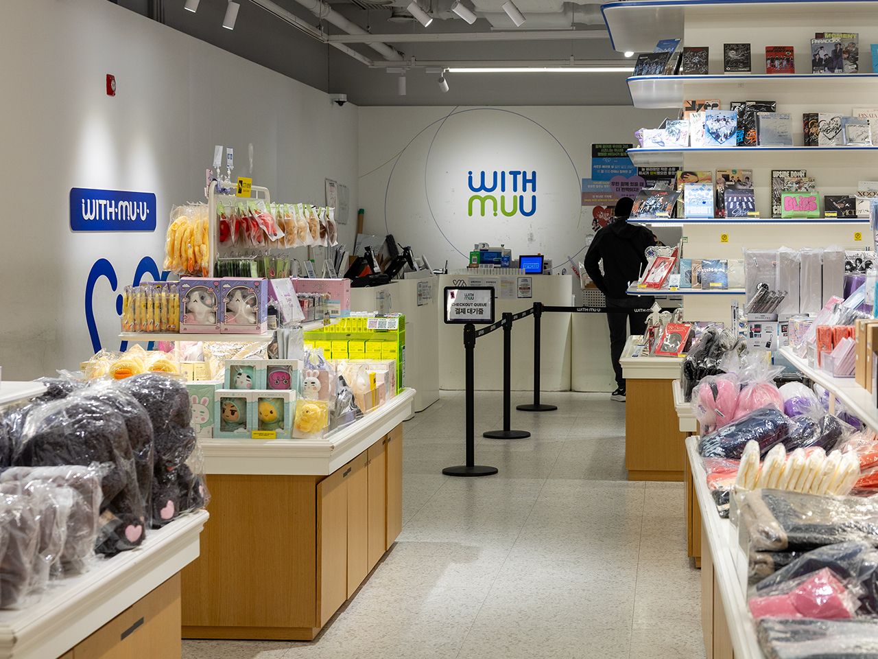 WITHMUU 弘大AK＆店｜弘大(ソウル)のショッピング店｜韓国旅行「コネスト」