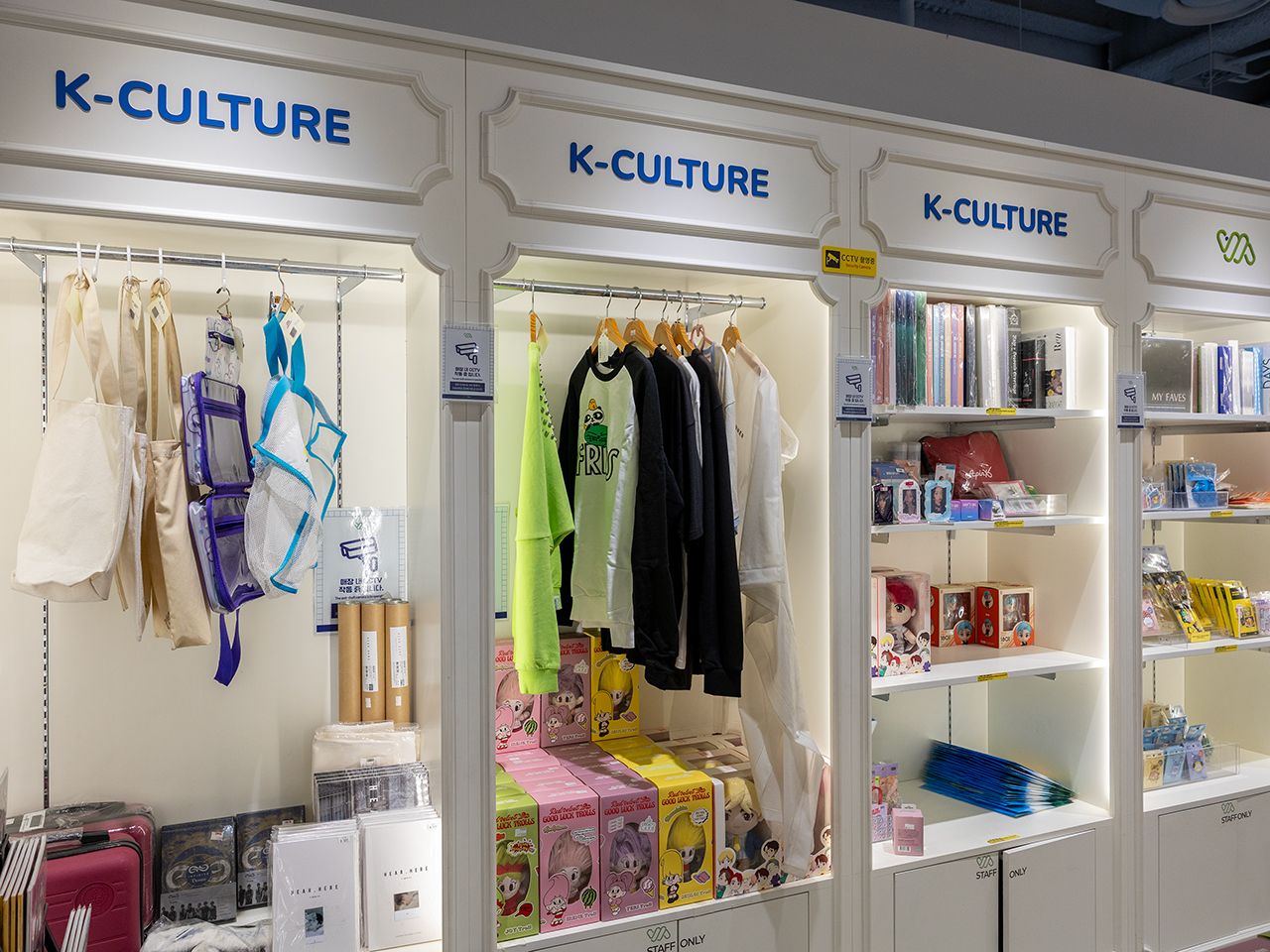 WITHMUU 弘大AK＆店｜弘大(ソウル)のショッピング店｜韓国旅行「コネスト」