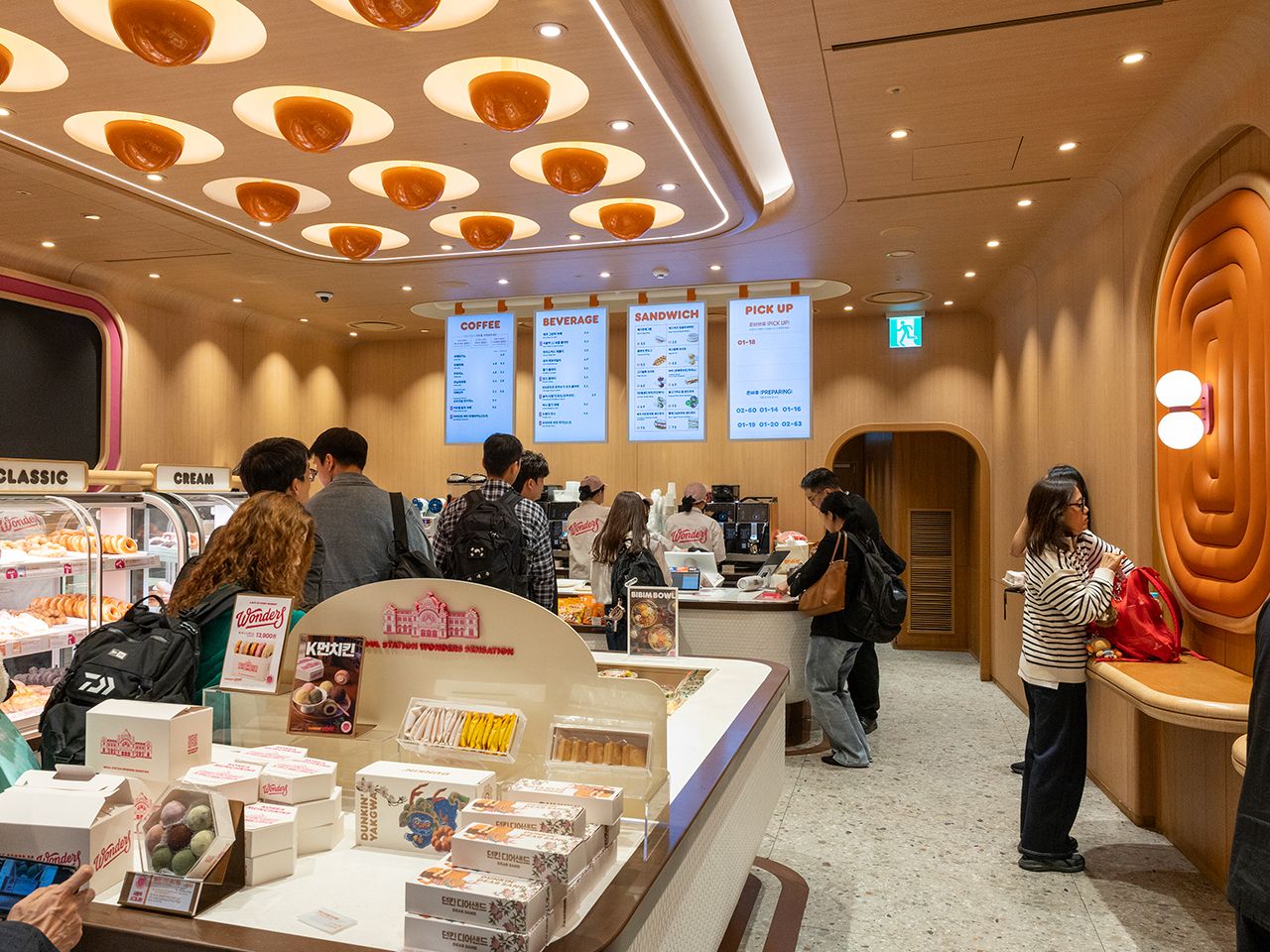 ダンキンドーナツ Wonders ソウル駅店｜南大門・ソウル駅(ソウル)の