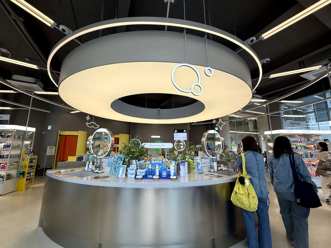 OLIVE YOUNG 釜山田浦駅店｜西面・凡一洞(釜山)のショッピング店｜韓国