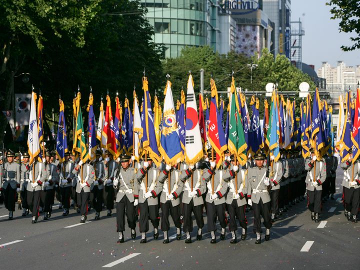 スターと兵役 韓国の軍隊 韓国文化と生活 韓国旅行 コネスト スターと兵役 韓国の軍隊 韓国文化と生活 韓国旅行 コネスト