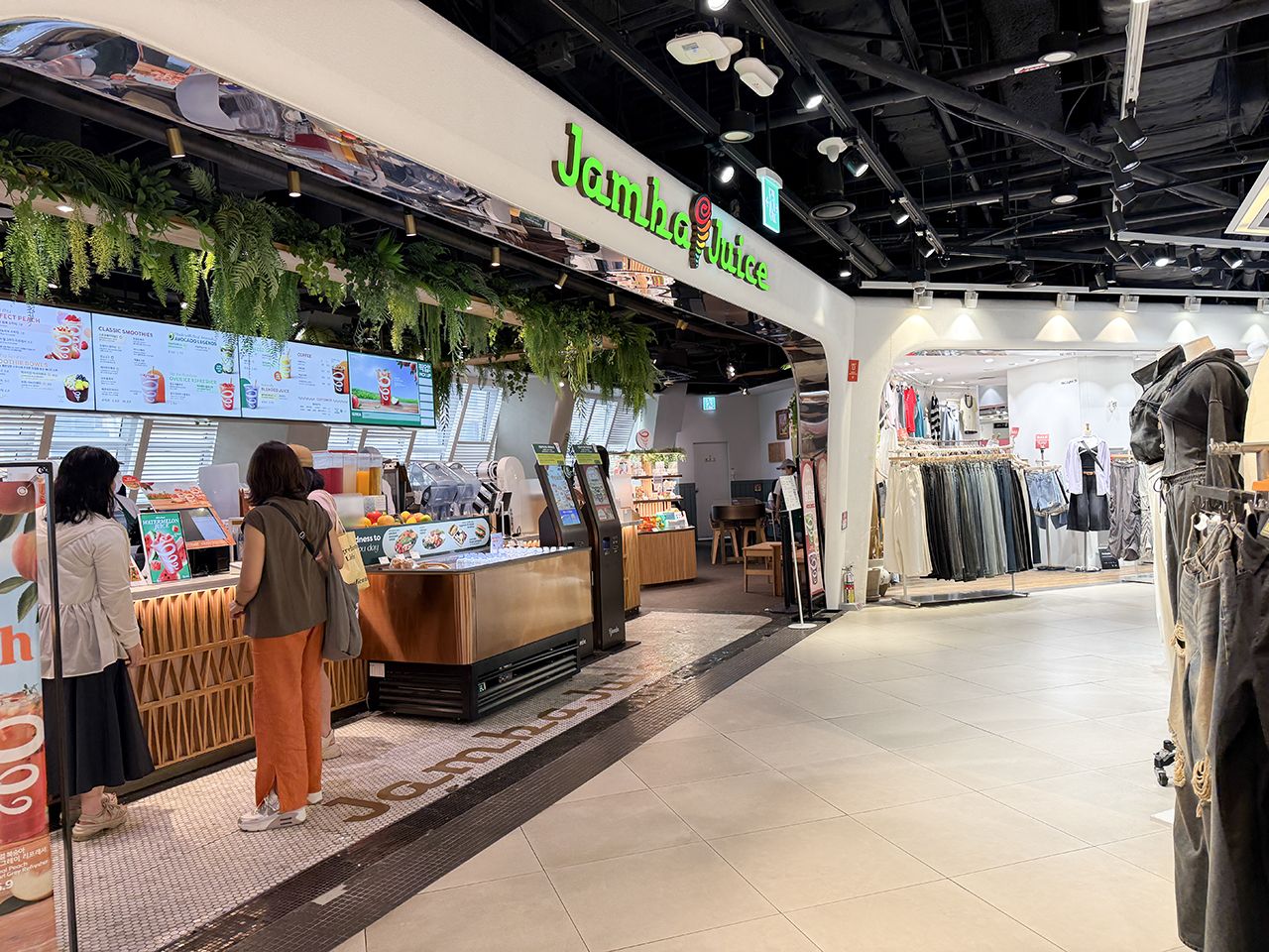 jamba juice 東大門ドゥータ店｜東大門(ソウル)のグルメ・レストラン