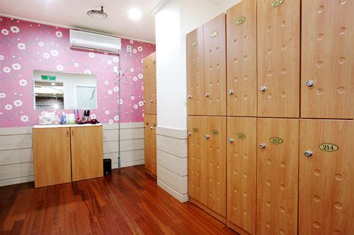 脱衣場は解放的な雰囲気