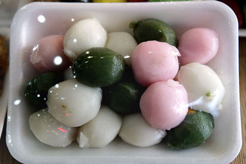 クルトッ(蜜入りの餅) 3,000ウォン