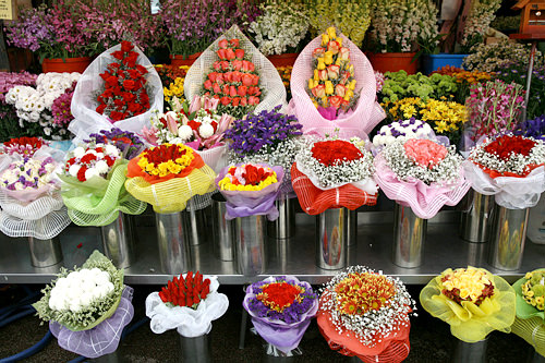 花束の形もいろいろ