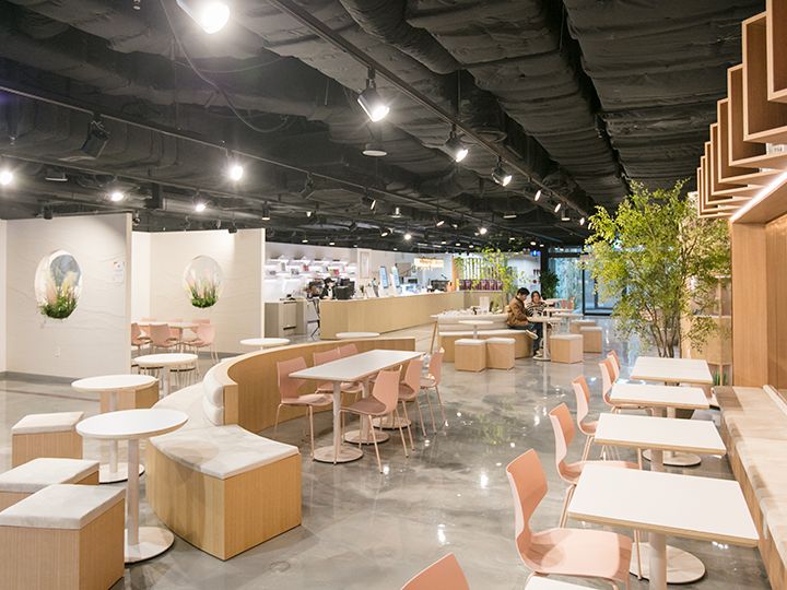 NOON SQUARE｜明洞(ソウル)のショッピング店｜韓国旅行「コネスト」 NOON SQUARE｜明洞(ソウル)のショッピング店
