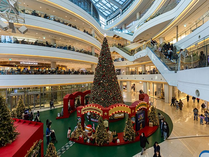 クリスマスシーズンも華やか