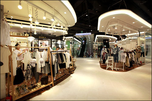 広く見やすくなったフロア