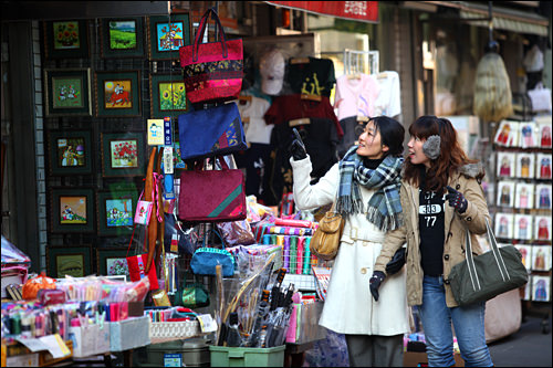 伝統の街を散策