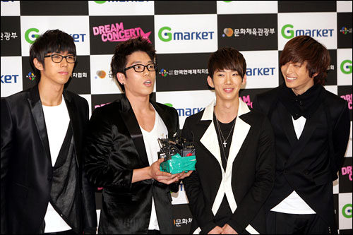 歌手をcheckしよう バラード編 K Pop入門 韓国文化と生活 韓国旅行 コネスト 歌手をcheckしよう バラード編 K Pop入門 韓国文化と生活 韓国旅行 コネスト