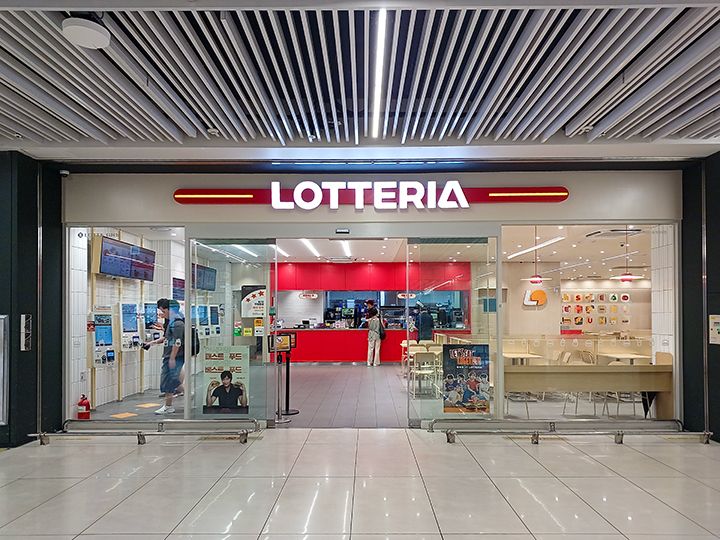 ファーストフード
(国内線1階)