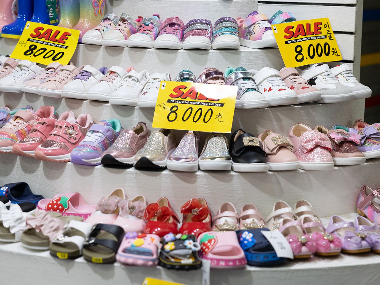 韓国系 大量 卸売 東大門靴卸売市場｜東大門(ソウル)のショッピング店｜韓国旅行「コネスト」