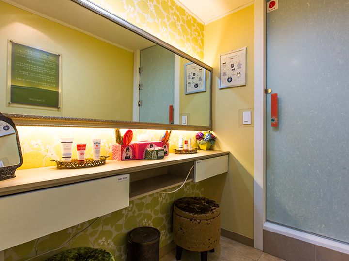 パウダールーム