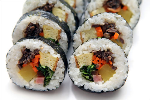 細かく切った牛肉使用。お肉がパサパサして
少し硬い。量も少なくタレの味がほどんどしない。