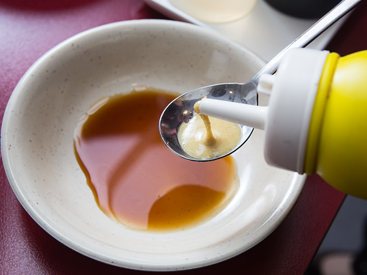 3.カラシをスプーン1/2杯