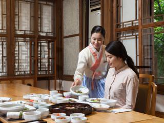 本格宮中料理を味わえる