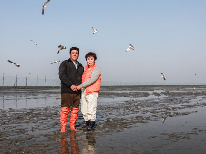 「カジョン民泊」オーナーのハン・ボンヒ社長夫妻