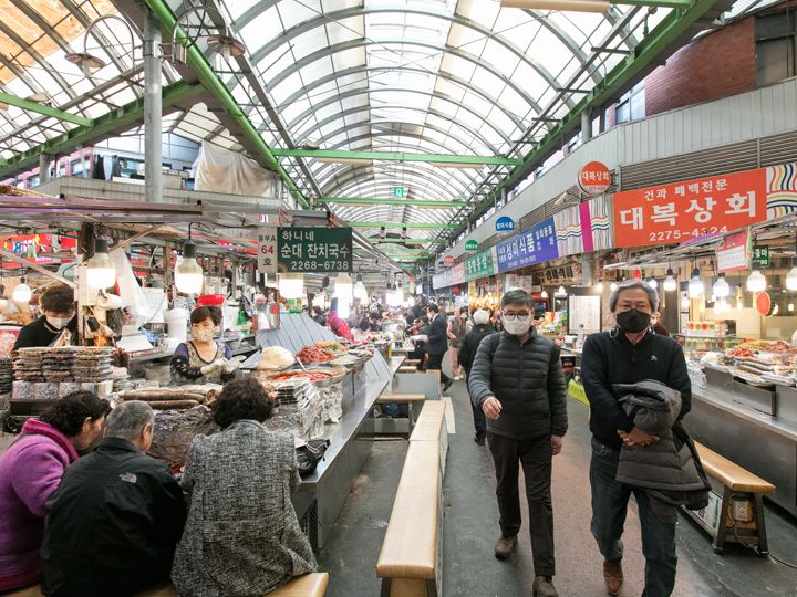 広蔵市場うまいもん通り 韓国のうまいもん横丁 韓国旅行 コネスト 広蔵市場うまいもん通り 韓国のうまいもん横丁 韓国旅行 コネスト