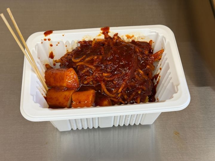 お店によって辛さや味付けはいろいろ