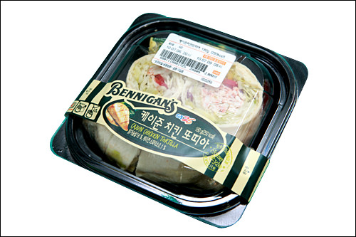 「BENNIGAN'Sケージャンチキントルティーヤ」
2,800ウォン
高級ファミレスチェーン「BENNIGAN'S(ベニガンズ)」のデリカシリーズ。小腹がすいたときやおひとり様に!