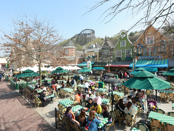 テラス席が気持ちよい