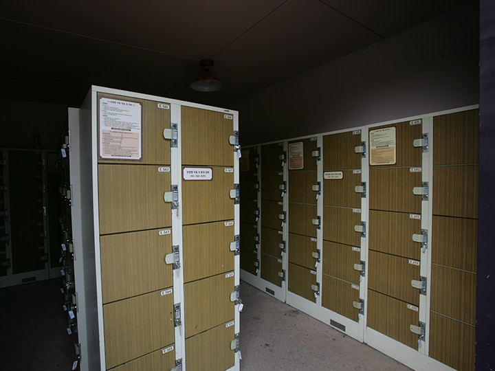 コインロッカー