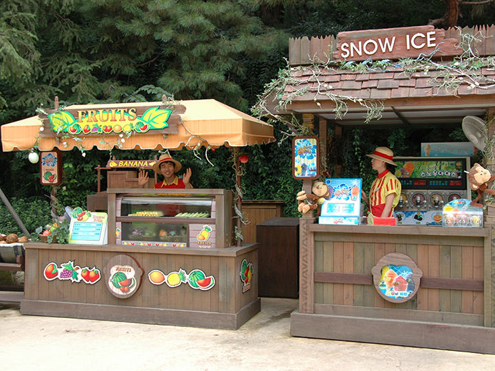 ジュースやおやつの屋台