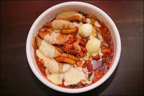 とっぽっきページ 東大門猟奇トッポッキ 本店｜東大門(ソウル)のグルメ・レストラン