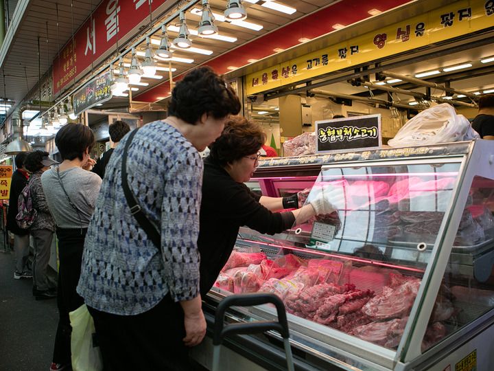連休中の食材を買出しに