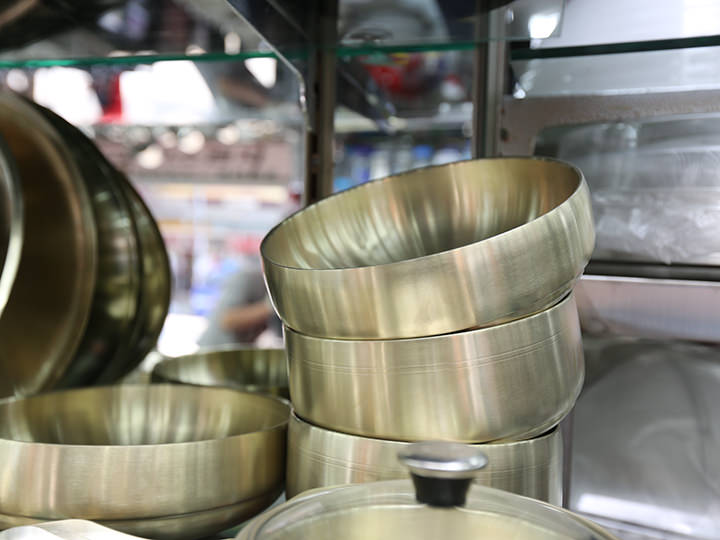 キンキンに冷やして食べたい冷麺の器