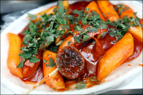 スンデはトッポッキソースに
つけてもおいしい