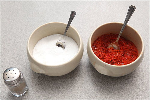 こしょう、塩、コチュカル