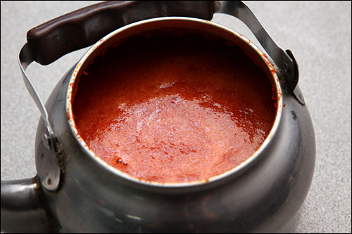 中身はカットゥギの汁