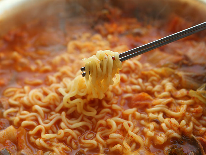 キムチチゲ味のラーメンが完成!