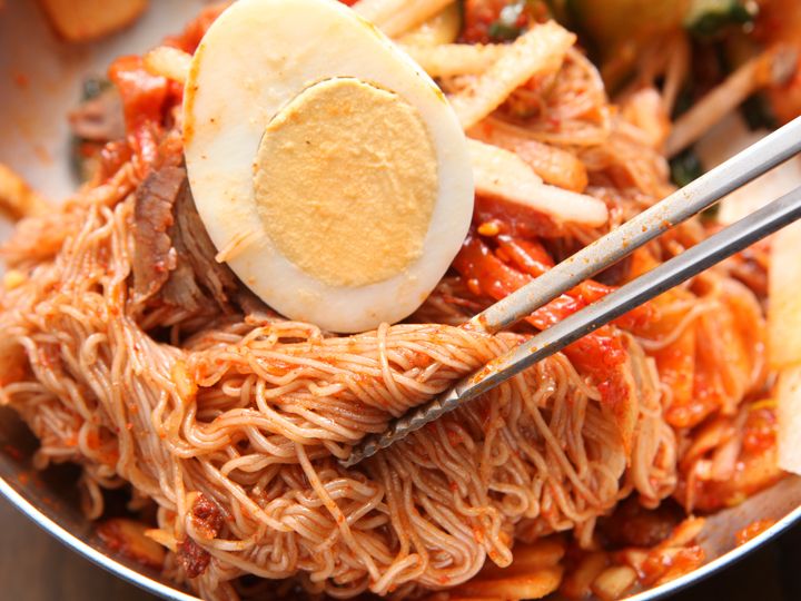 元山麺屋｜南浦洞(チャガルチ市場)(釜山)のグルメ・レストラン｜韓国旅行「コネスト」 元山麺屋｜南浦洞(チャガルチ市場)(釜山)のグルメ... 
