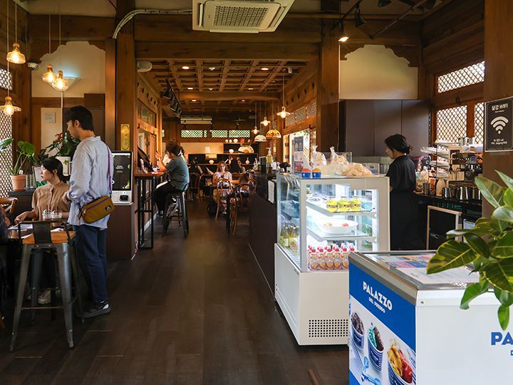1階カフェ