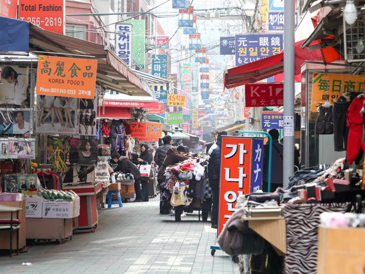 国際市場 南浦洞 チャガルチ市場 釜山 のショッピング店 韓国旅行 コネスト