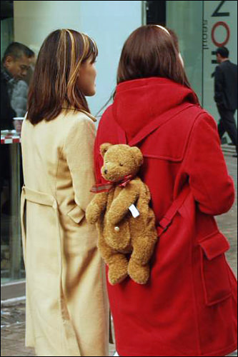 今では見ることのできないリュック、そして髪のメッシュ