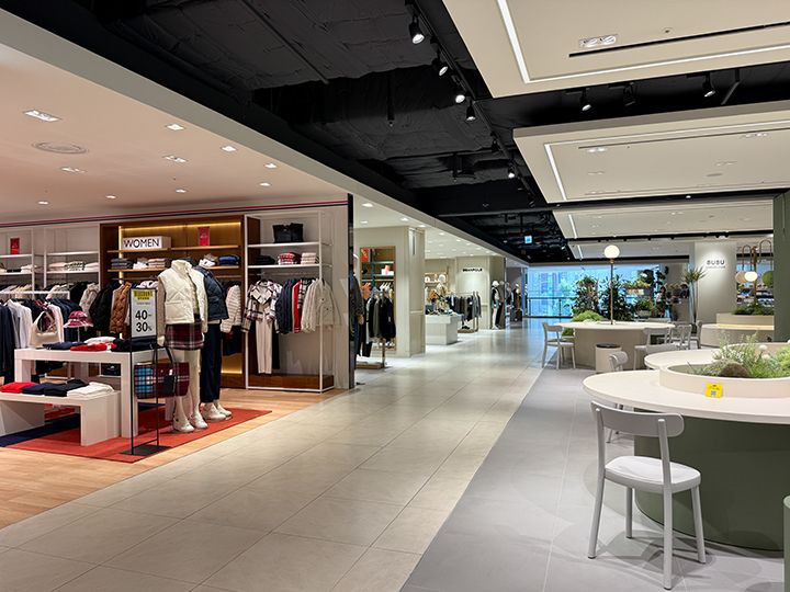 2階
カジュアルファッション