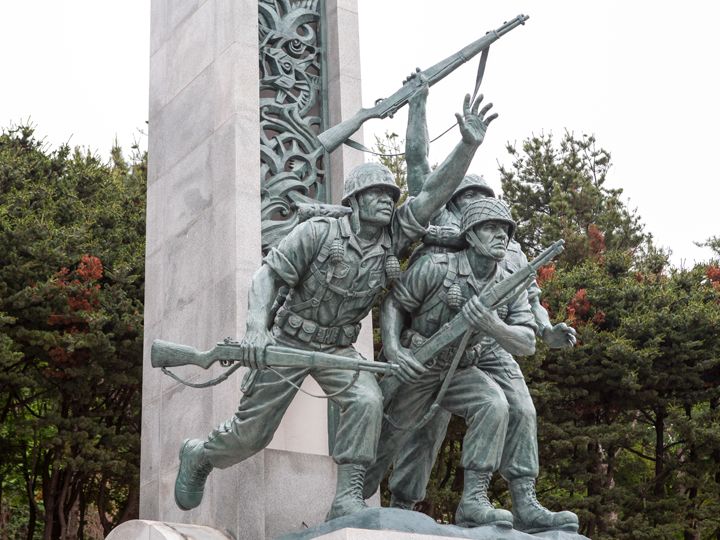 レア　戦争　北朝鮮人民軍特殊部隊　記念マグカップ4客　新品 雑貨 :: マグカップ 零戦52型