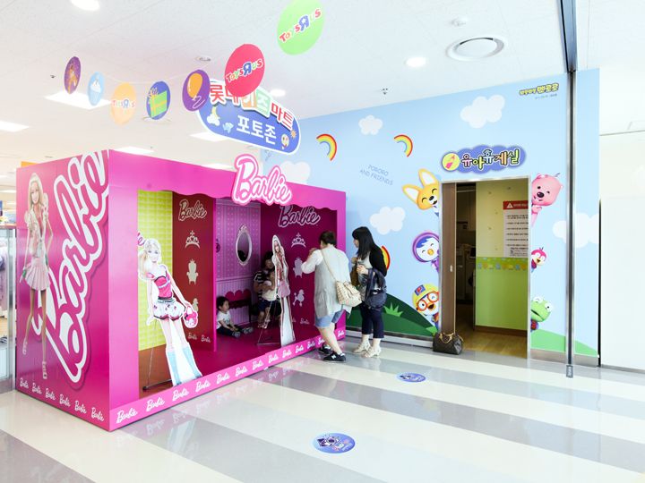 ベビー休憩室とフォトゾーン(3階)