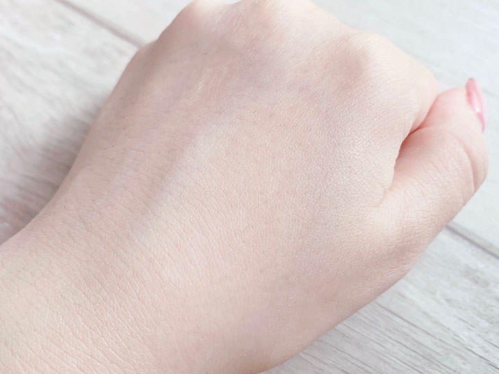 凹凸を埋めて表面はさらっと仕上がる