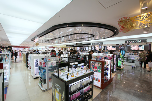 ロッテ免税店 仁川空港店 仁川国際空港 仁川 のショッピング店 韓国旅行 コネスト