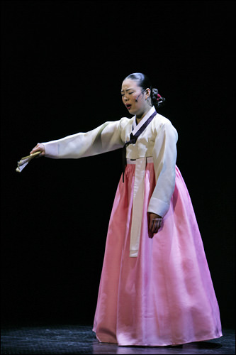 パンソリ | 韓国の伝統芸能 | 韓国文化と生活｜韓国旅行「コネスト」