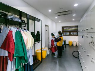 １階、伝統衣装体験室