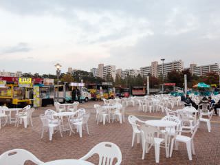 「FCソウル」の試合開催日にはフードトラックが用意され、スタジアムグルメもいただけます。