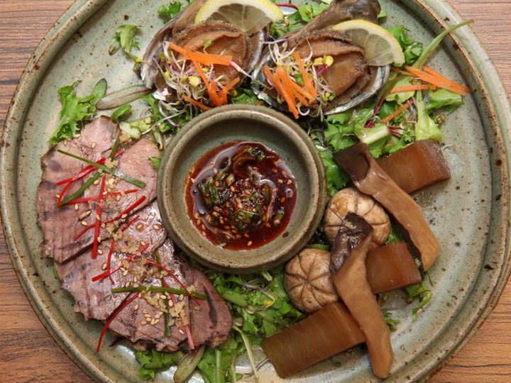 あわびと牛肉の醤油漬け