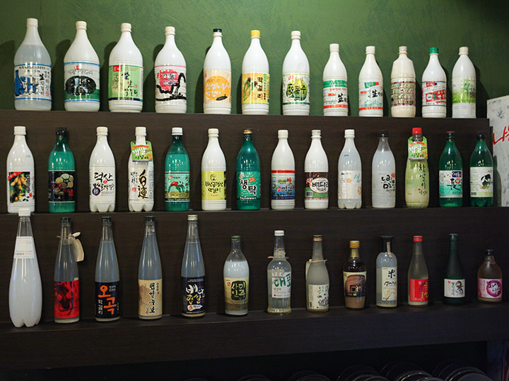 店長が厳選したマッコリがずらり